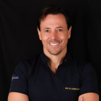 Prof. Dr. Albano Bueno